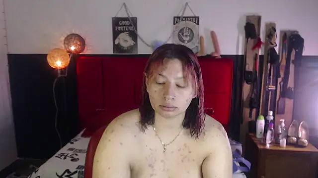 Lava Vulcain online show from December 3, 1:32 pm