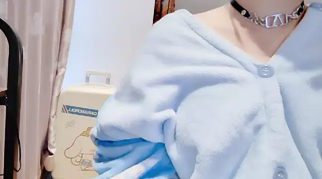 Snapshot of arena1357 chatting on March 3, 2:04 am arena1357 online show from March 3, 2:04 am