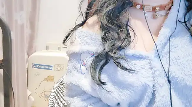 Snapshot of arena1357 chatting on March 17, 3:29 pm arena1357 online show from March 17, 3:29 pm