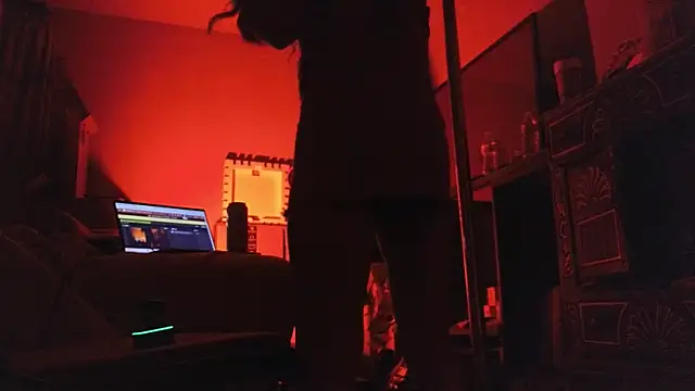 Sandrasaa online show from November 14, 7:18 am