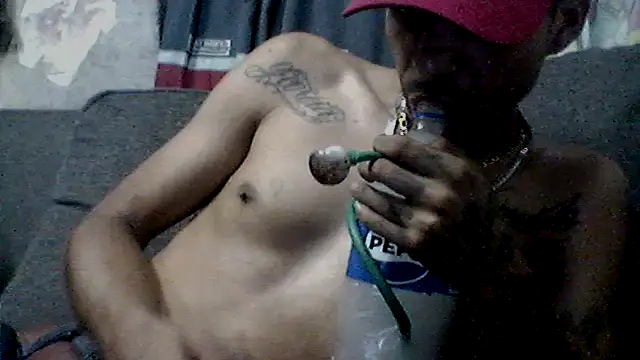 Snapshot of _Dmente_ chatting on September 11, 1:28 am  Dmente  online show from September 11, 1:28 am