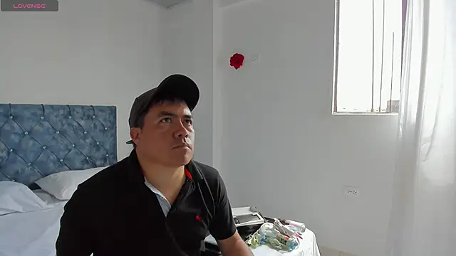 Snapshot of Jhonatan_Morales_S chatting on January 28, 7:00 pm Jhonatan Morales S online show from January 28, 7:00 pm