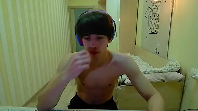 gayGamogey online show from December 2, 5:41 pm