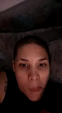 Charlee pink online show from January 7, 1:59 am