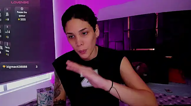 Charlee pink online show from March 6, 9:42 pm