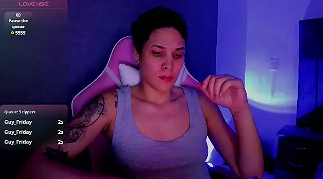 Charlee pink online show from March 16, 3:36 am