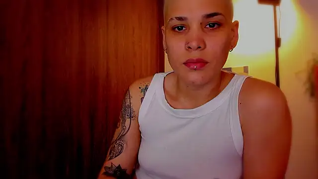 Charlee pink online show from March 11, 3:01 am