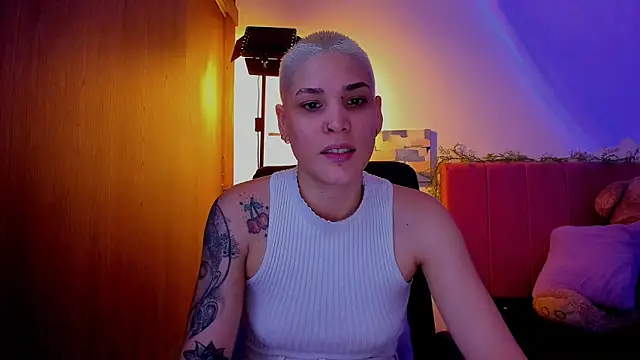 Charlee pink online show from April 15, 6:26 pm