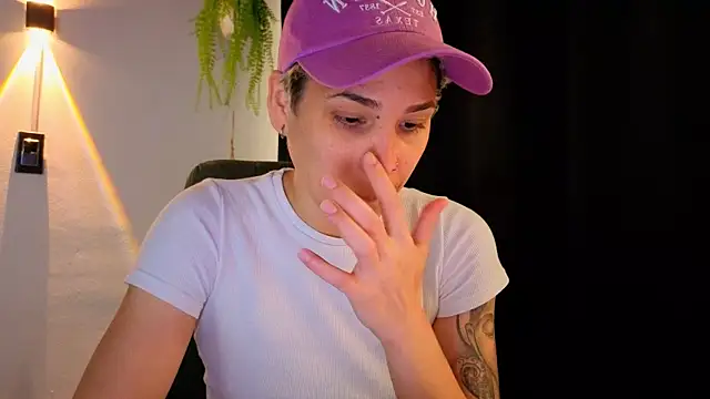 Charlee pink online show from July 14, 7:52 pm