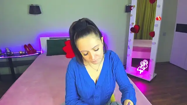 AngellLika online show from October 18, 12:50 pm