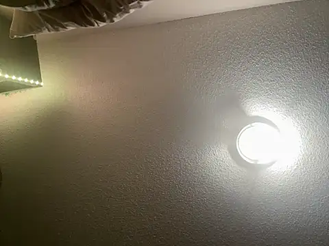 ChillzPnp online show from March 8, 3:06 am