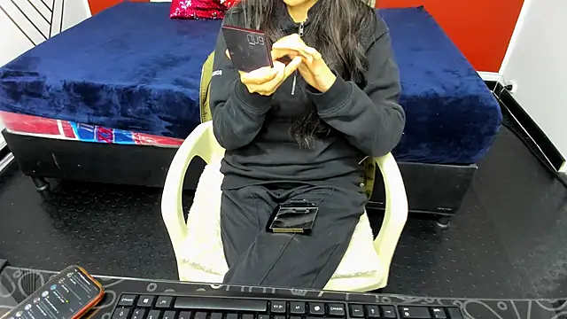 Snapshot of Abrillee1 chatting on January 9, 7:29 pm Abrillee1 online show from January 9, 7:29 pm