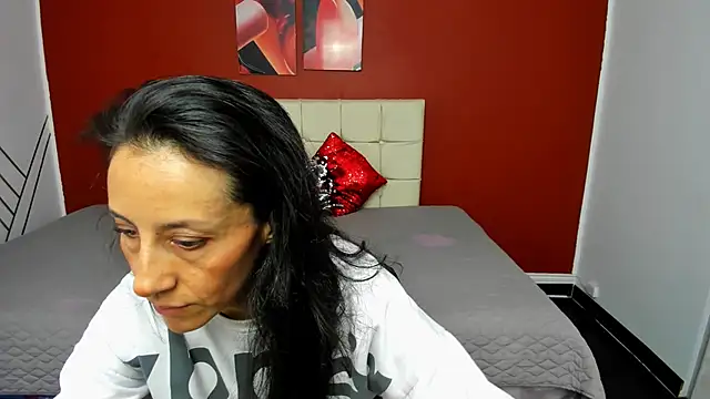 Snapshot of Abrillee1 chatting on February 25, 7:36 pm Abrillee1 online show from February 25, 7:36 pm