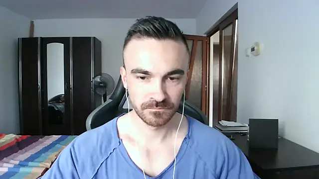 Snapshot of mu5clemania2 chatting on September 19, 4:14 am mu5clemania2 online show from September 19, 4:14 am