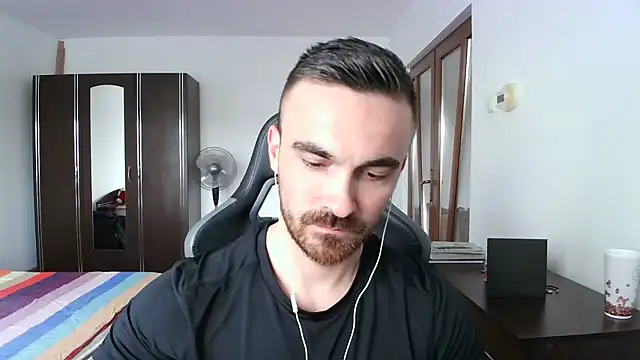 Snapshot of mu5clemania2 chatting on October 19, 12:39 pm mu5clemania2 online show from October 19, 12:39 pm