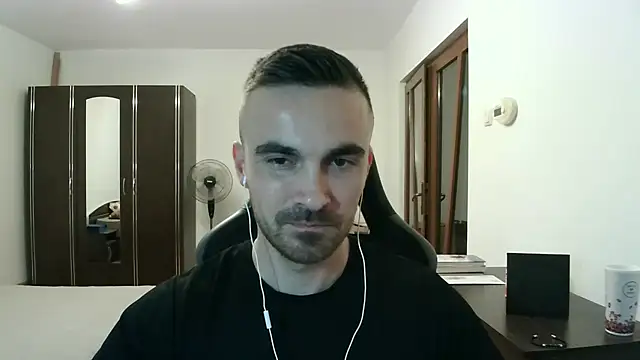 mu5clemania2 online show from December 13, 7:53 pm