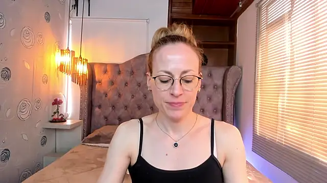 SammySanders online show from February 6, 7:40 pm