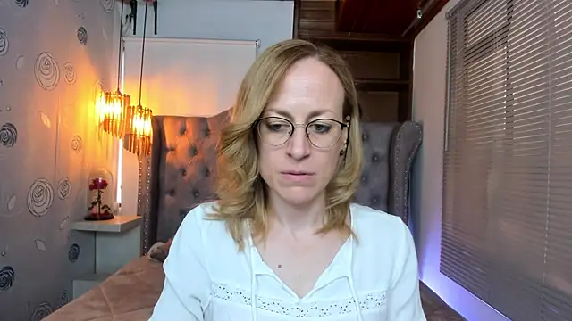 SammySanders online show from February 7, 10:41 pm