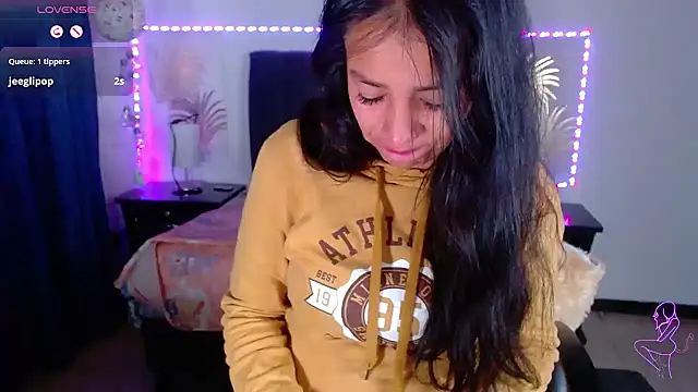 Julietacollins06 online show from February 11, 1:20 pm