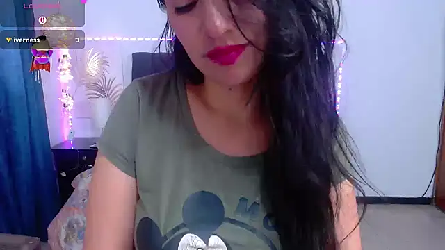 Julietacollins06 online show from March 18, 1:20 pm