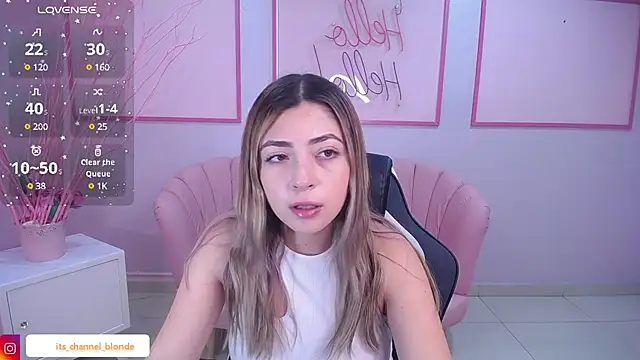 Snapshot of channel_blonde_a chatting on January 21, 4:48 pm channel blonde a online show from January 21, 4:48 pm
