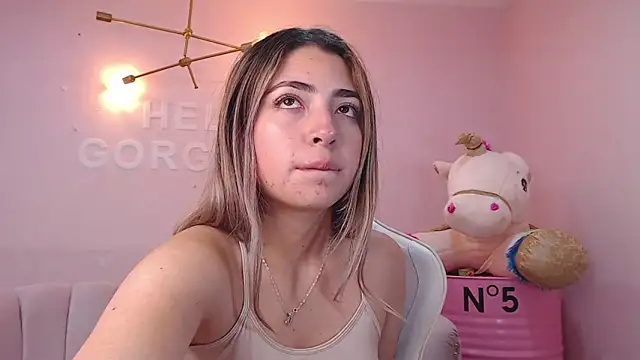 Snapshot of channel_blonde_a chatting on January 29, 10:43 pm channel blonde a online show from January 29, 10:43 pm