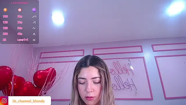 Snapshot of channel_blonde_a chatting on February 6, 10:53 pm channel blonde a online show from February 6, 10:53 pm