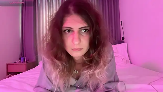 Alice Pinkhead online show from February 9, 8:29 am