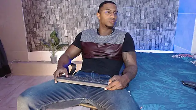 Snapshot of Joseephjackson chatting on October 9, 3:10 pm Joseephjackson online show from October 9, 3:10 pm