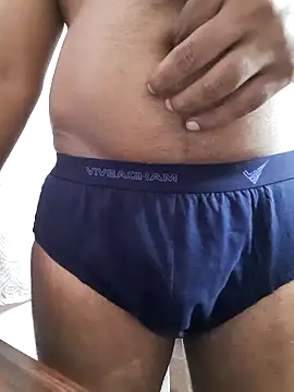 Snapshot of Tamil_510 chatting on December 17, 3:39 pm Tamil 510 online show from December 17, 3:39 pm