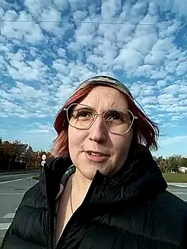 Snapshot of Marie1992PL chatting on November 1, 8:16 am Marie1992PL online show from November 1, 8:16 am