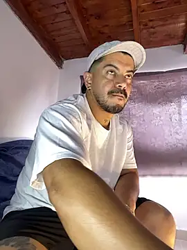 AndresSmith   online show from March 23, 7:51 pm