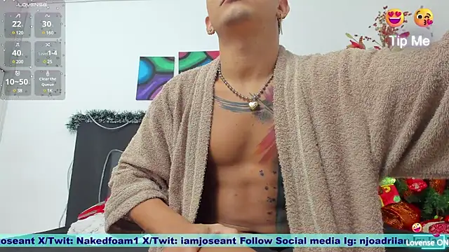 nakedfoam1 online show from December 28, 1:29 am