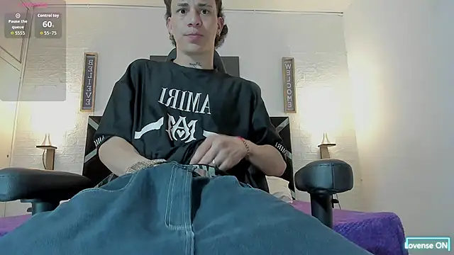 nakedfoam1 online show from September 11, 3:28 am