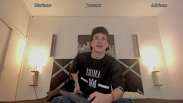 nakedfoam1 online show from October 11, 3:28 am