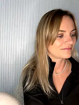 Milla  one online show from September 10, 9:31 am