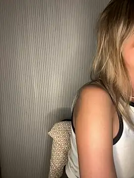 Milla  one online show from September 19, 7:14 pm