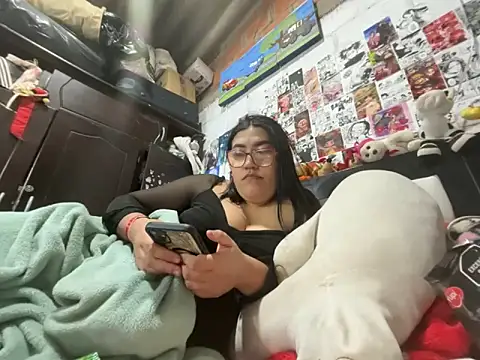 dafne19  online show from February 15, 6:10 am