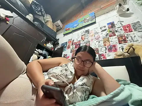 dafne19  online show from May 24, 6:18 am