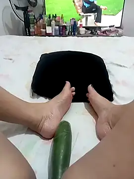 ambarlennoix online show from April 5, 6:21 am