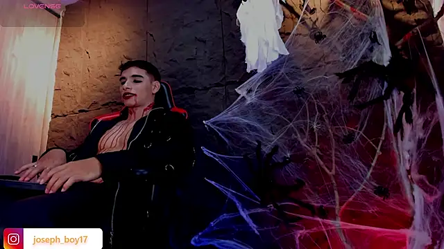 Snapshot of joseph_boy chatting on October 31, 11:44 am joseph boy online show from October 31, 11:44 am