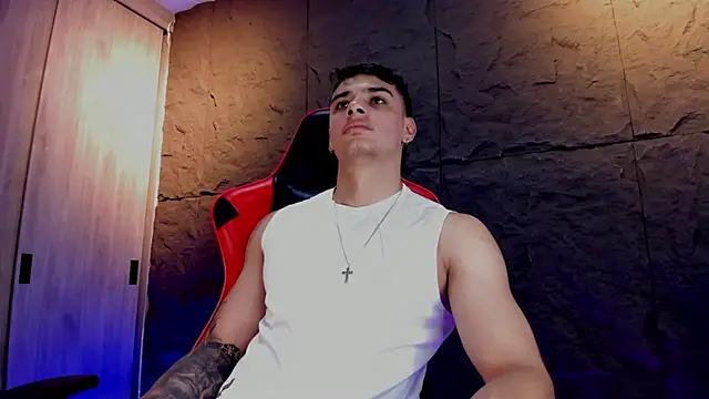 Snapshot of joseph_boy chatting on November 26, 11:33 am joseph boy online show from November 26, 11:33 am