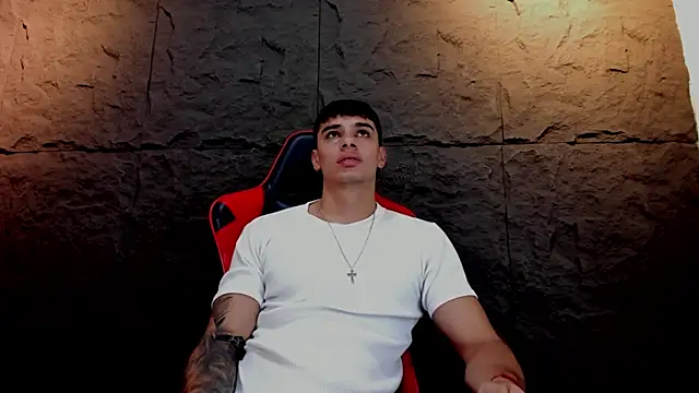 Snapshot of joseph_boy chatting on December 18, 11:49 am joseph boy online show from December 18, 11:49 am