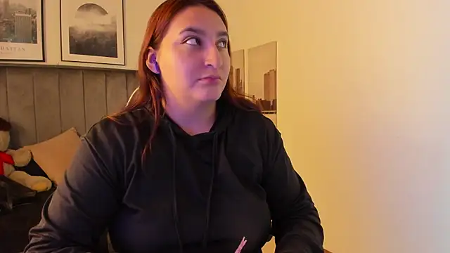 Alaia Cute online show from March 22, 2:27 am