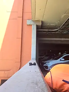 Snapshot of bull_Giant chatting on December 30, 11:15 am bull Giant online show from December 30, 11:15 am