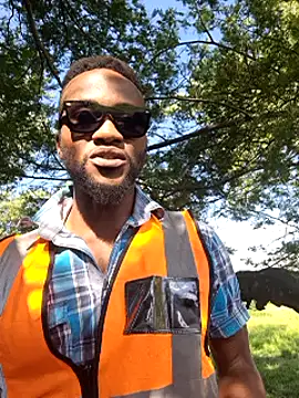 Snapshot of bull_Giant chatting on February 5, 1:33 pm bull Giant online show from February 5, 1:33 pm