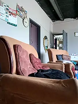 Snapshot of bull_Giant chatting on February 6, 1:10 pm bull Giant online show from February 6, 1:10 pm