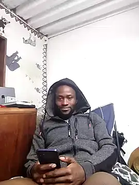 Snapshot of bull_Giant chatting on February 20, 9:53 pm bull Giant online show from February 20, 9:53 pm