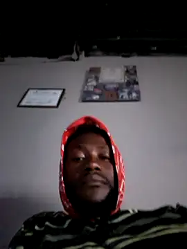 Snapshot of bull_Giant chatting on March 8, 9:18 pm bull Giant online show from March 8, 9:18 pm