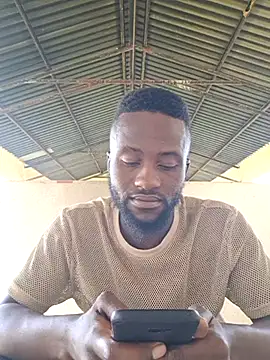 Snapshot of bull_Giant chatting on March 9, 2:43 pm bull Giant online show from March 9, 2:43 pm